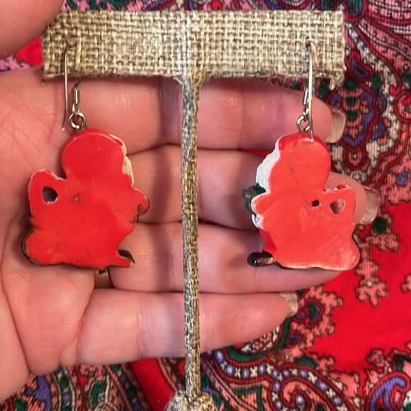 Santa earrings in shepherd hooks, really cute! - Picture 5 of 5